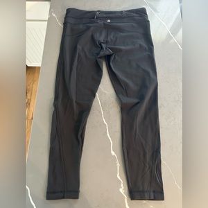 Lululemon Leggings, Size 10, not full length leggings, great cond…